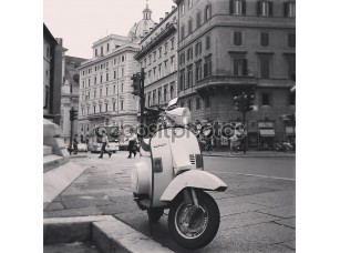 Фотообои «Vespa scooter on street» - фото (1)