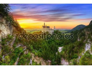 Фотообои «Neuschwanstein Castle in the Bavarian Alps at sunset» - фото (1)