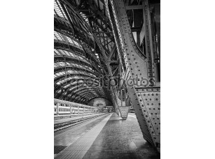 Фотообои «Milan Central Station - binary» - фото (1)