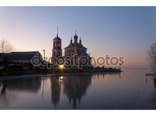 Фотообои «церковь зимой на закате» - фото (1)