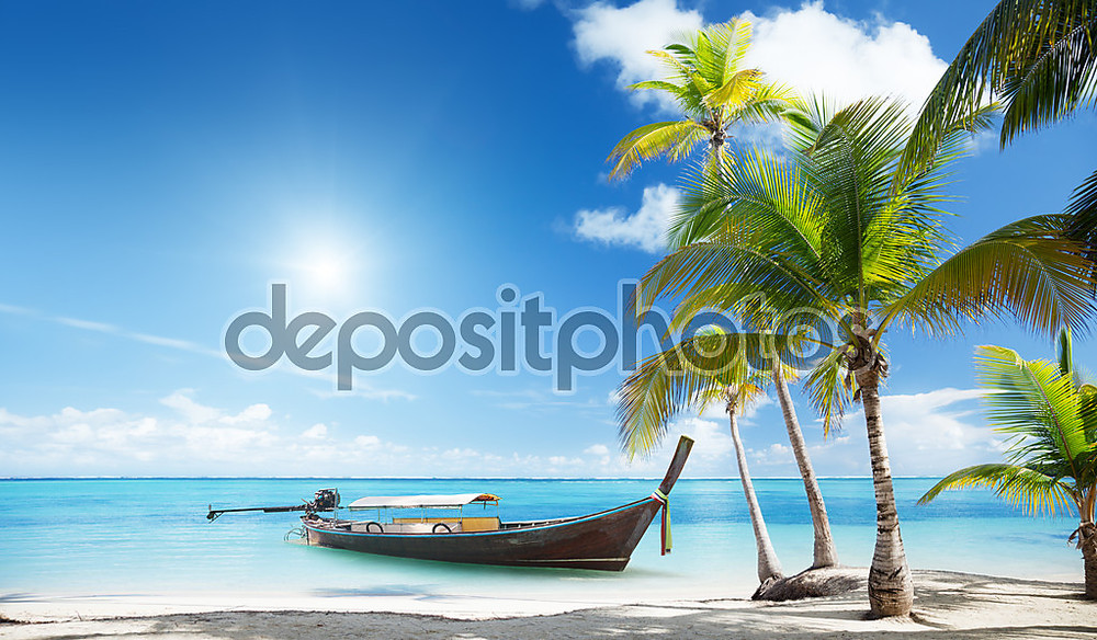 Фотообои «Деревянные лодки на пляже» - фото (1)
