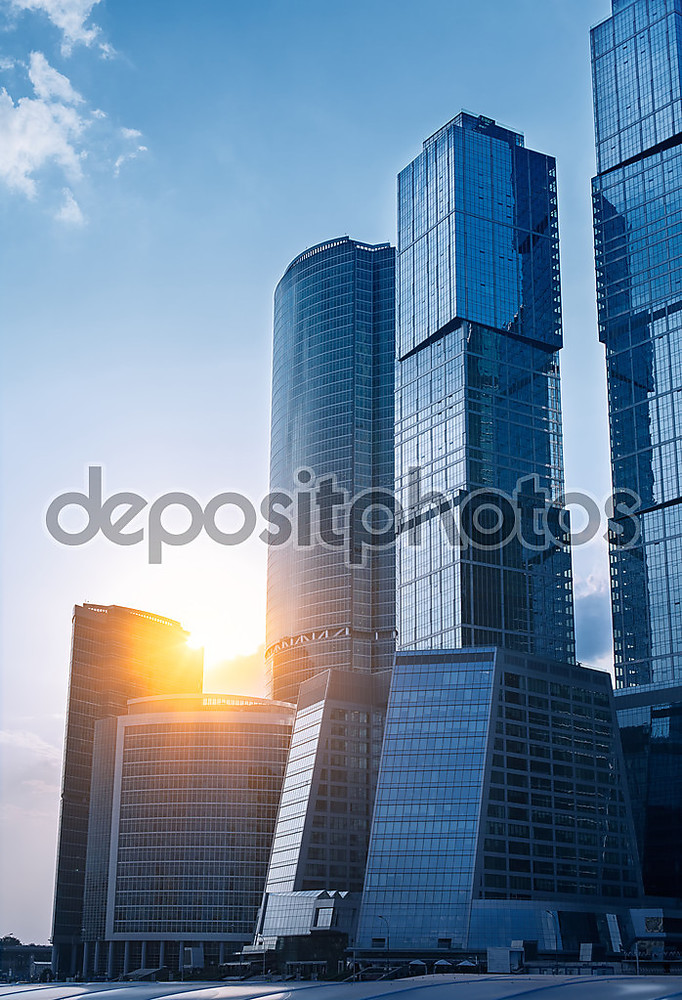 Фотообои «Современные небоскребы бизнес центр в Москве» - фото (1)