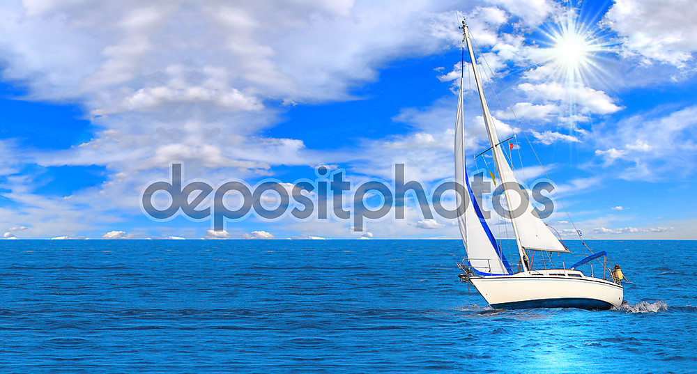 Фотообои «Sailboat sailing in the morning» - фото (1)